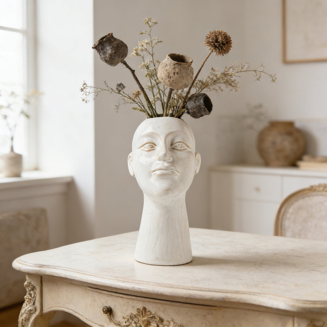 Handglasiertes zeitgenössisches skulpturales Kopf-Pflanzen-Vase mit schmalem Hals