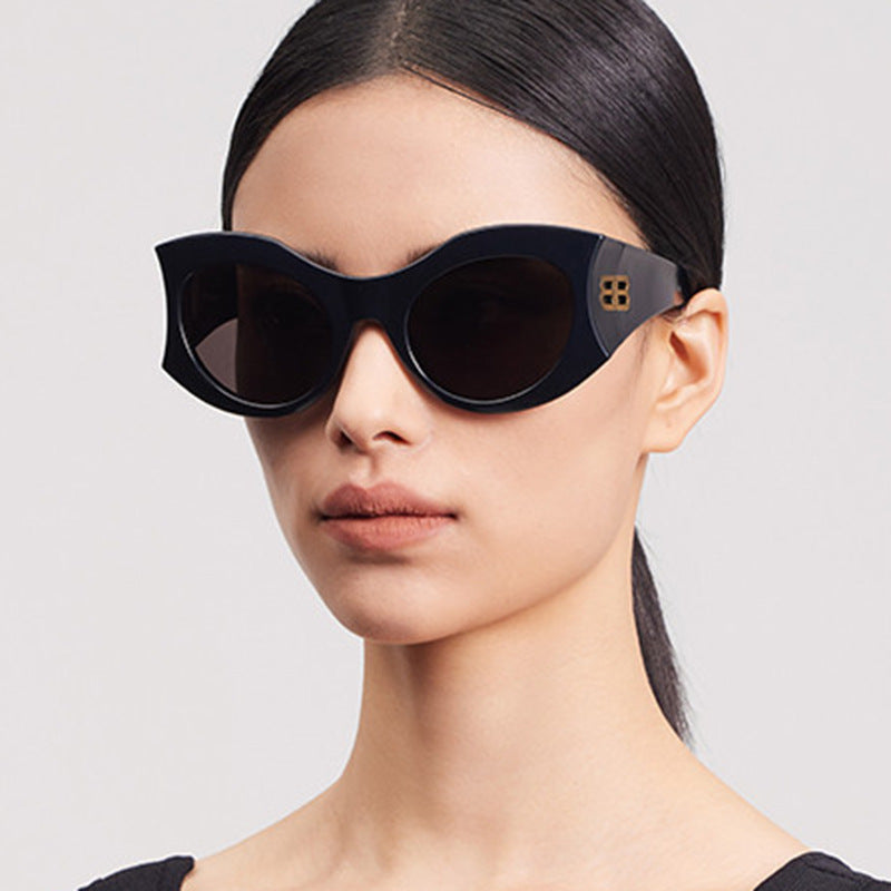 Damen stilvolle Cat-Eye Sonnenbrille mit hochglänzendem Design und schützenden Gläsern Karnz