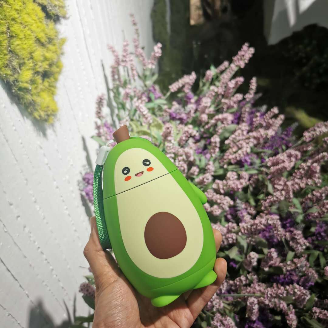 Damen kreative Avocado-Trinkflasche Karnz