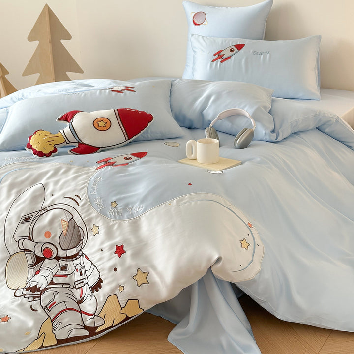 Kinder-Bettwäschegarnitur aus Baumwollsatin mit Raketen- und Ultraman-Applikation
