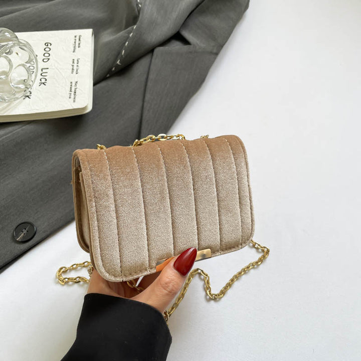Elegante gesteppte Samt Umhängetasche Karnz