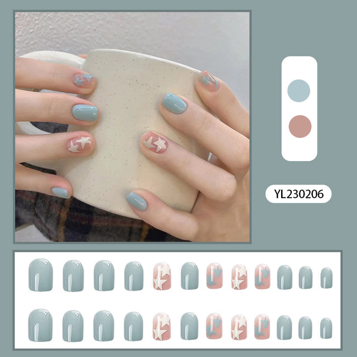 Kreative Nagelkunst Karnz