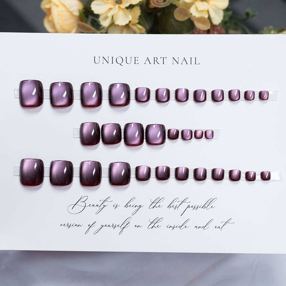 Elegante Metallische Nagelkunst