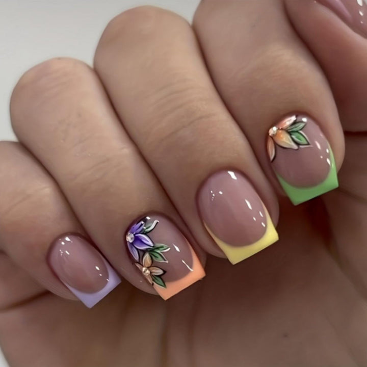 Künstlerisches Floral-Nagelkunst-Set Karnz