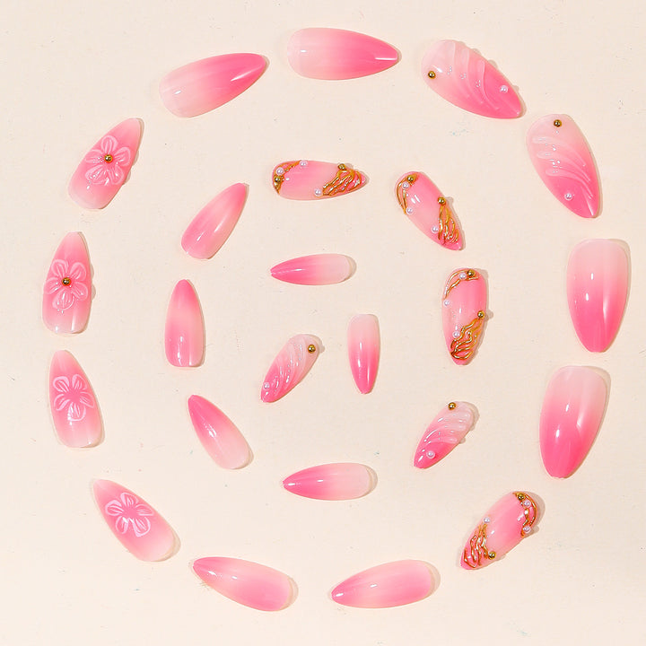 Elegante Blumen 3D Nagelkunst Karnz