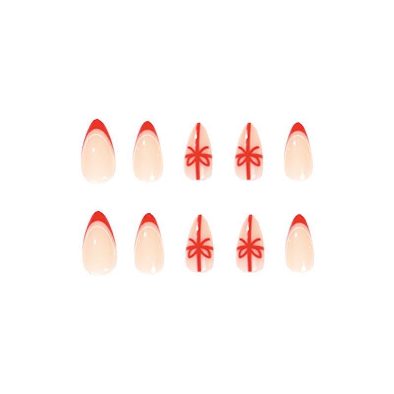 Elegante Nagelverlängerungen mit weihnachtlichem Design Karnz