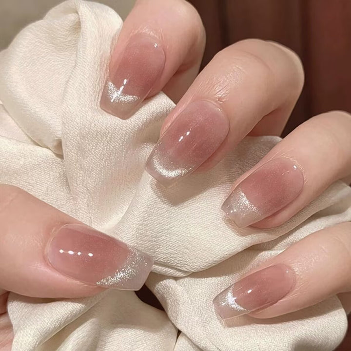 Elegante Nagelkunst Karnz