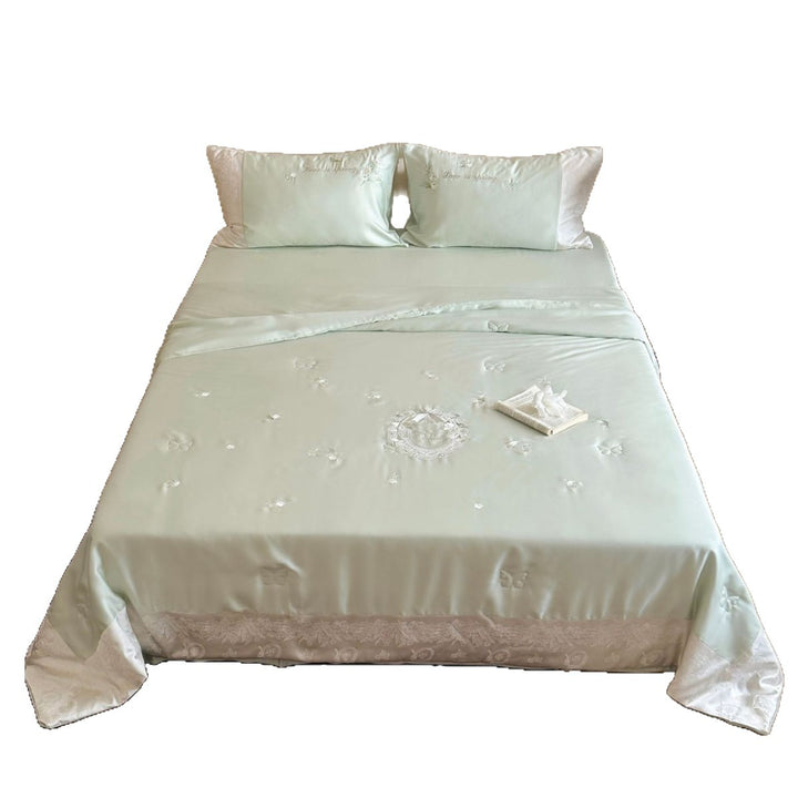 Satin-Bettwäsche-Garnitur mit feiner Schmetterlings-Stickerei, besticktem Mittelfeld und Hotelverschluss Karnz