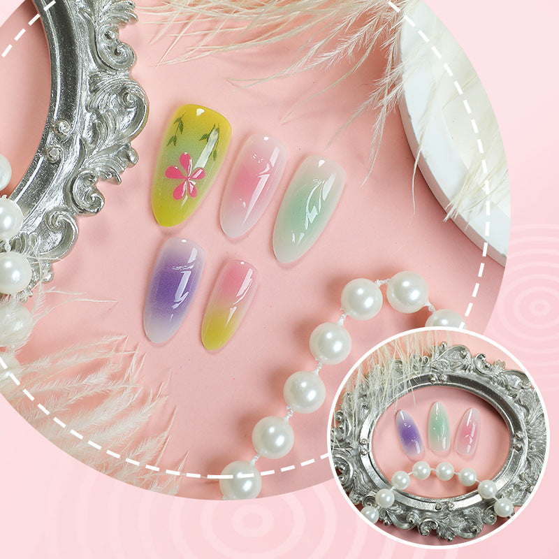 Künstlerisches Press-On Nail Set mit floralem Design