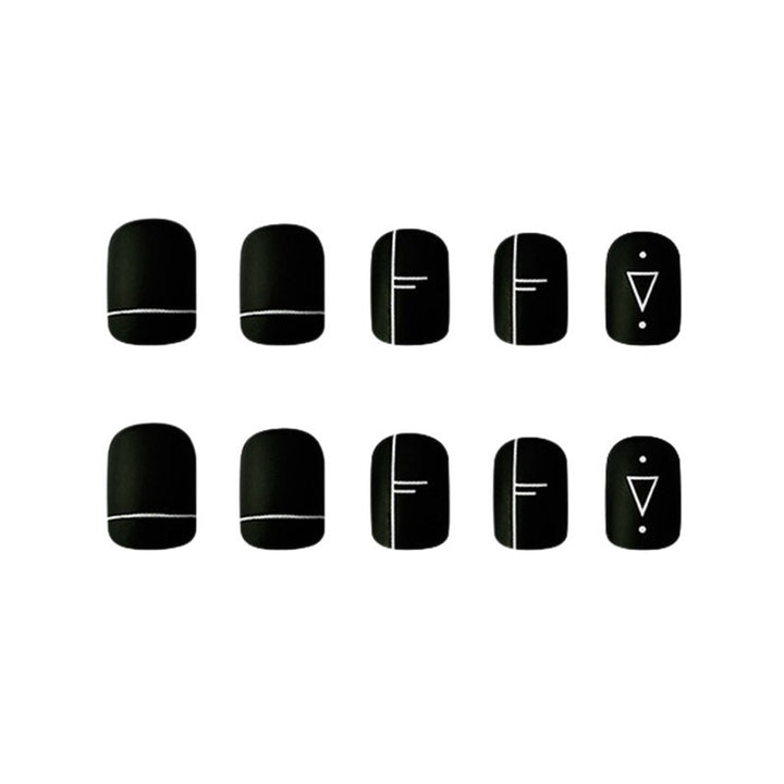 Künstlerisches geometrisches Nageldesign Karnz