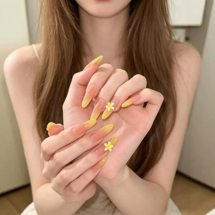 Elegante Ombre Nagelverlängerungen