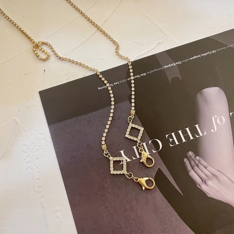 Modische Brillenhalterkette mit Funkelnden Acrylperlen Karnz
