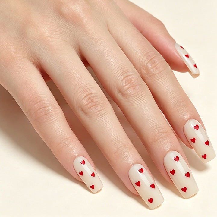 Dekorative Herz Akzent Nagelkunst Karnz