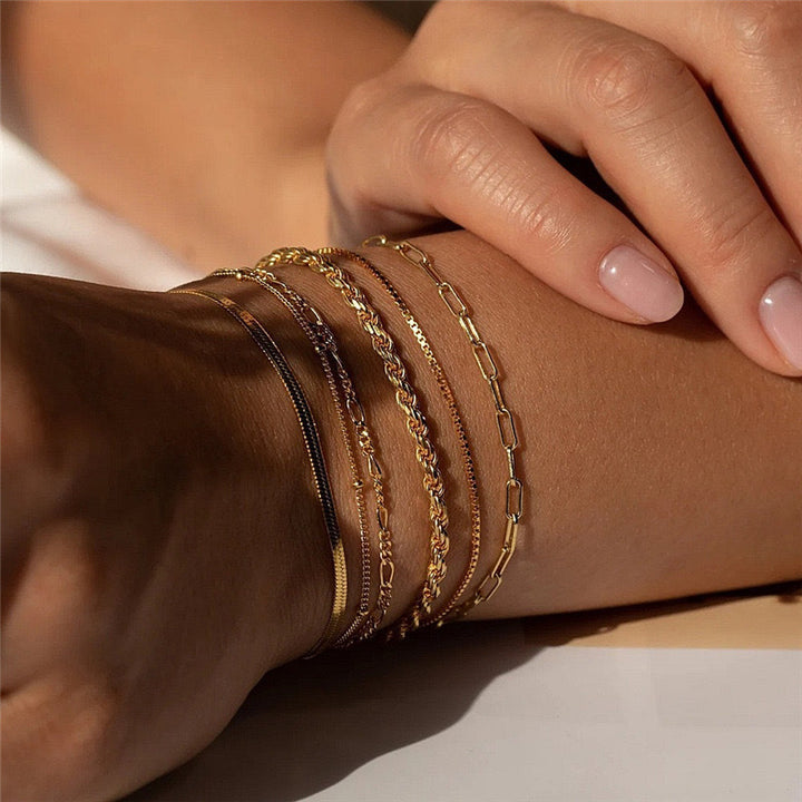 Mehrschichtiger Kettenarmband-Set Karnz
