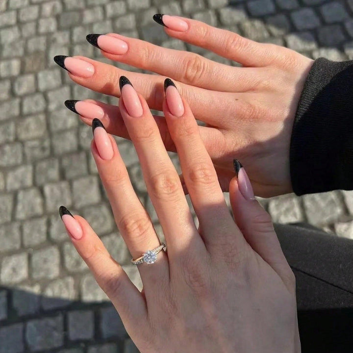 Elegante Stiletto Gel Nagelkunst