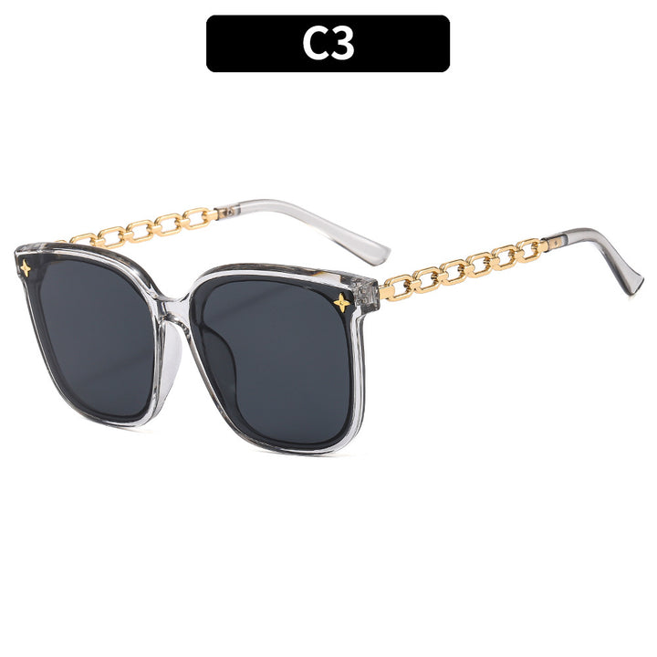 Übergroße quadratische Sonnenbrille mit Kettenakzenten