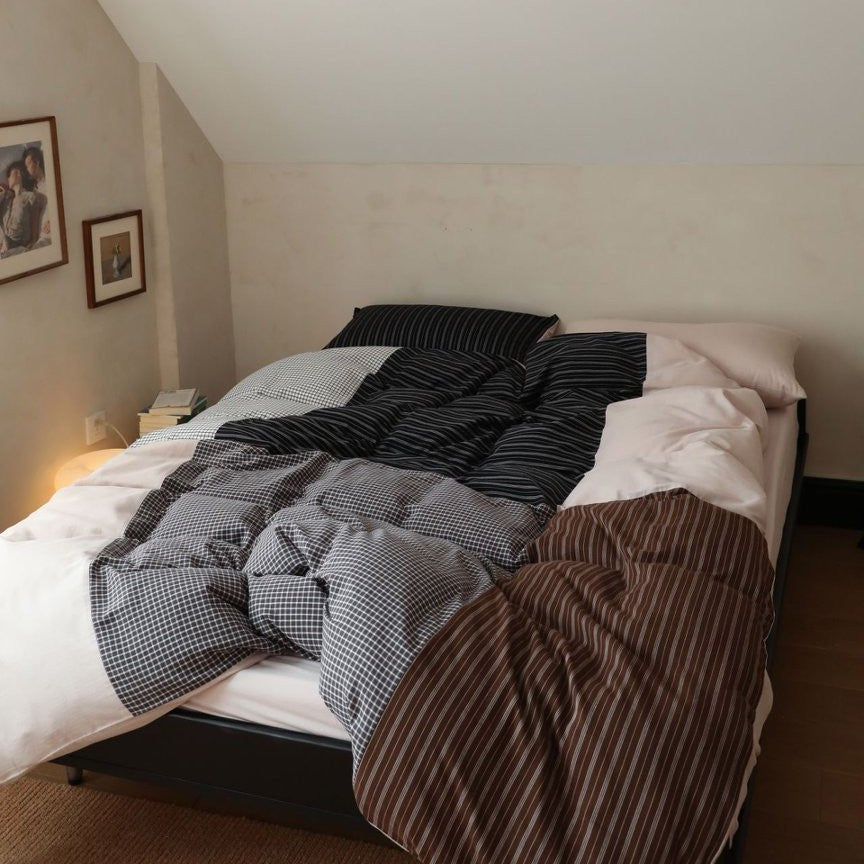 Luxuriöses Baumwoll-Satin Bettbezug Set mit umkehrbarem gestreiften Design und Kissenbezügen