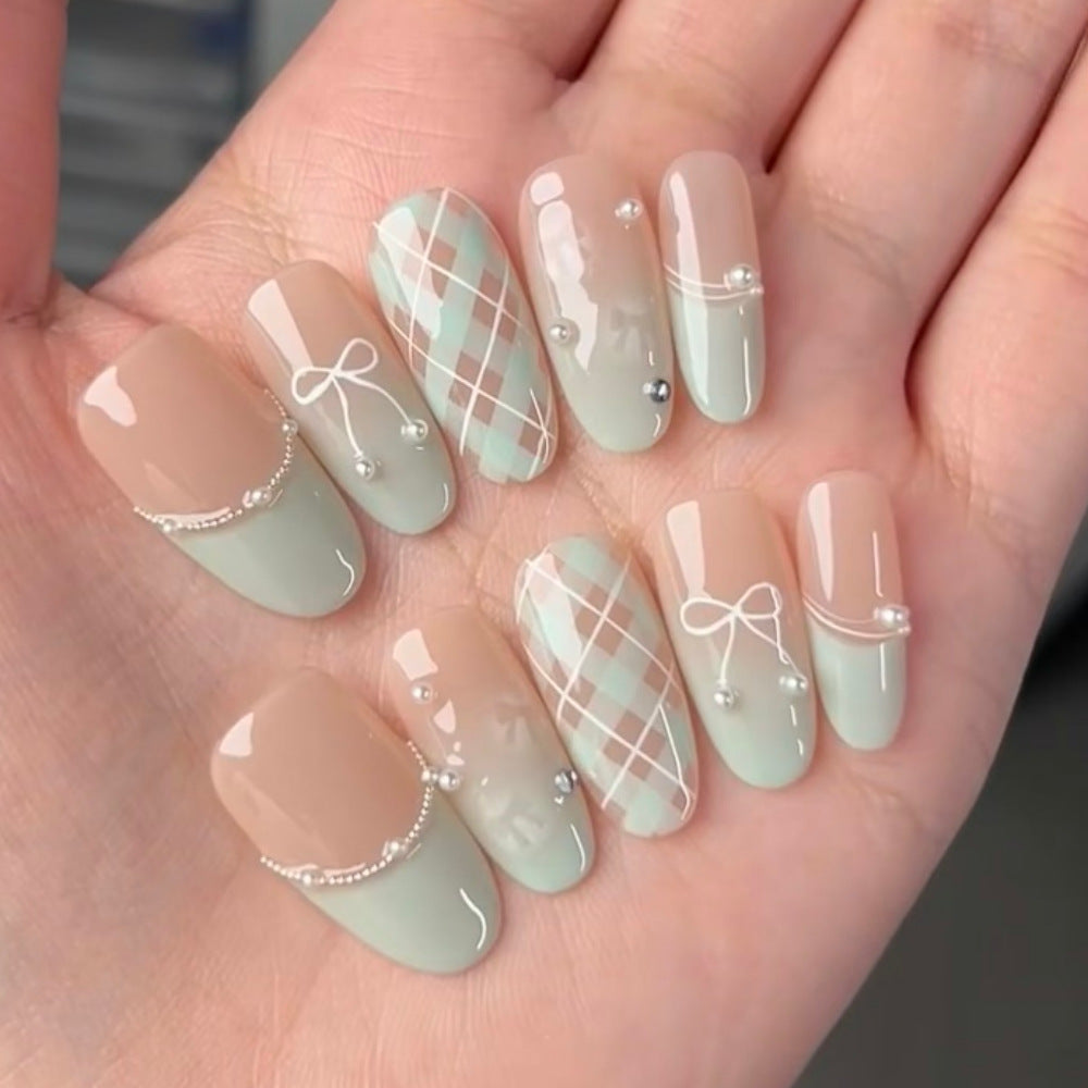 Künstlerisches florales detailliertes Press-On-Nagelset Karnz