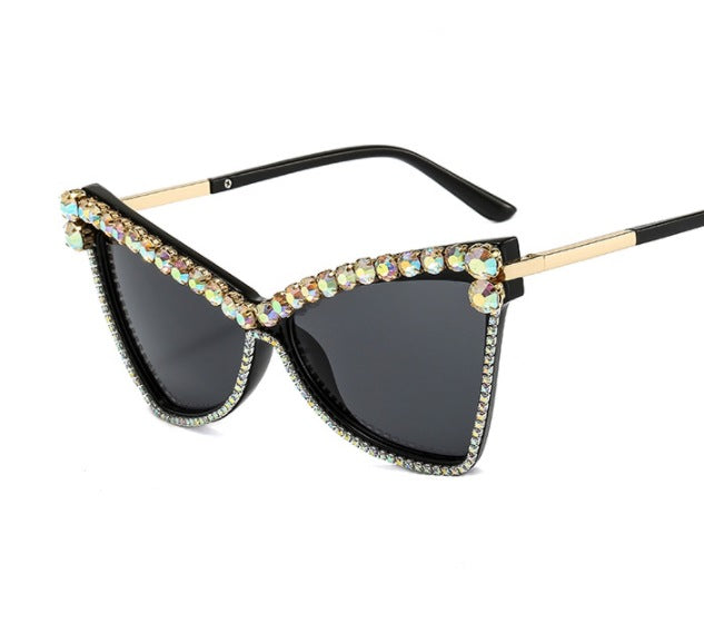 Damen extravagante Oversize-Sonnenbrille mit Schmucksteinen Karnz
