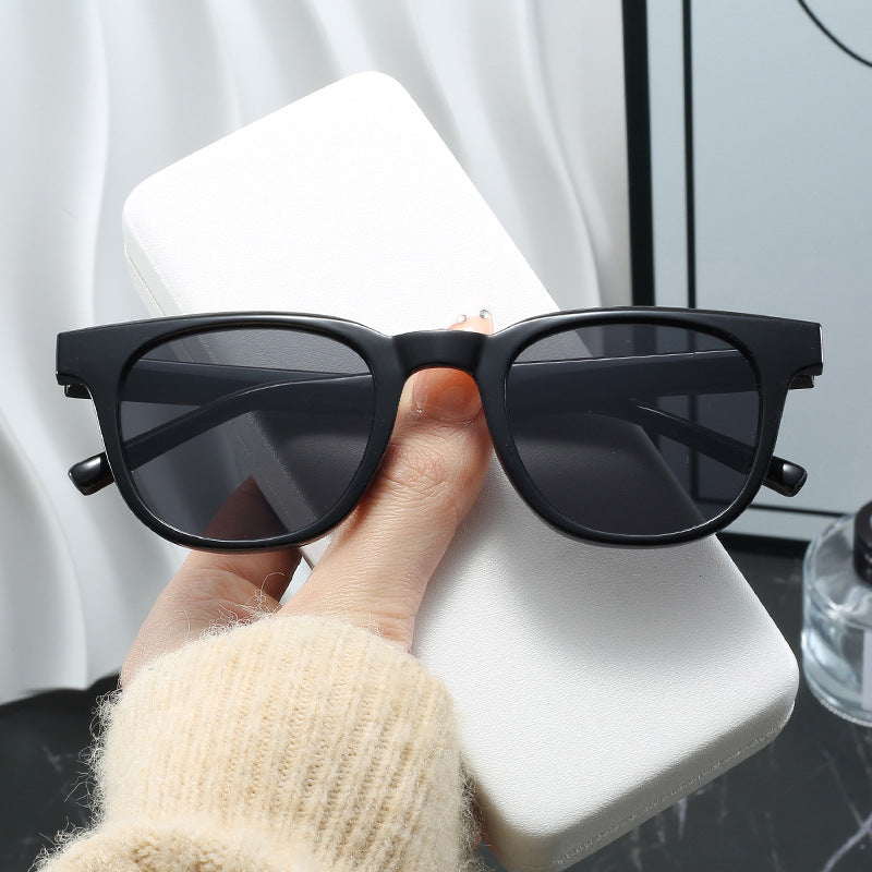 Damen modische Cat-Eye Sonnenbrille mit hochwertigem Kunststoffrahmen Karnz