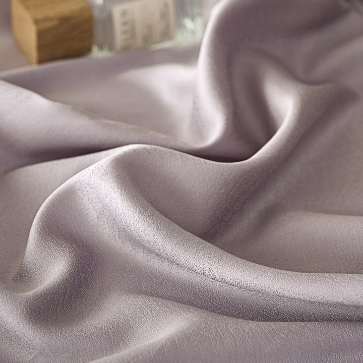 Luxuriöses Sateen Bettbezugset mit doppelter Hemstitched-Kante und Kissenbezügen