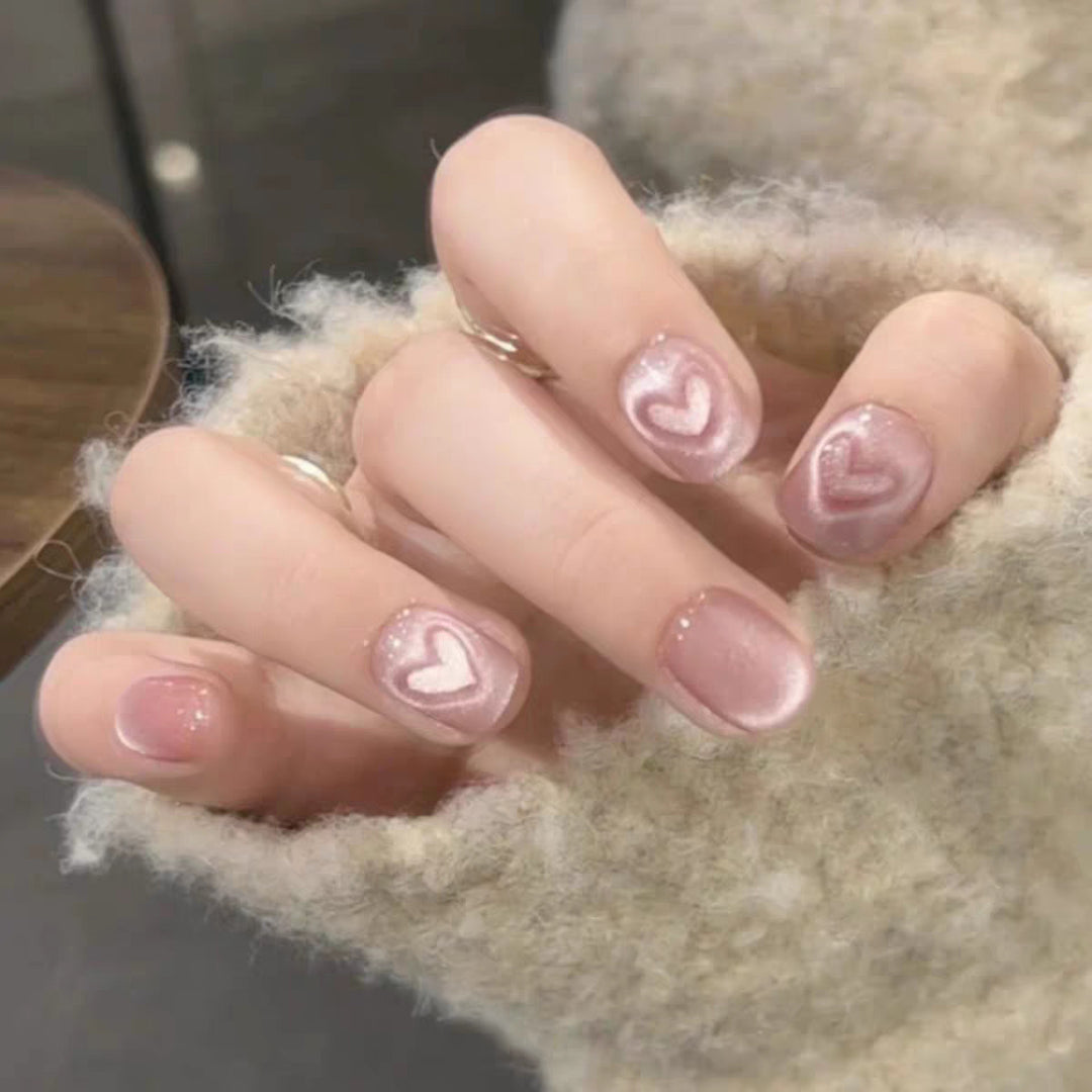 Verspielte tierische Press-On Nagelkunst