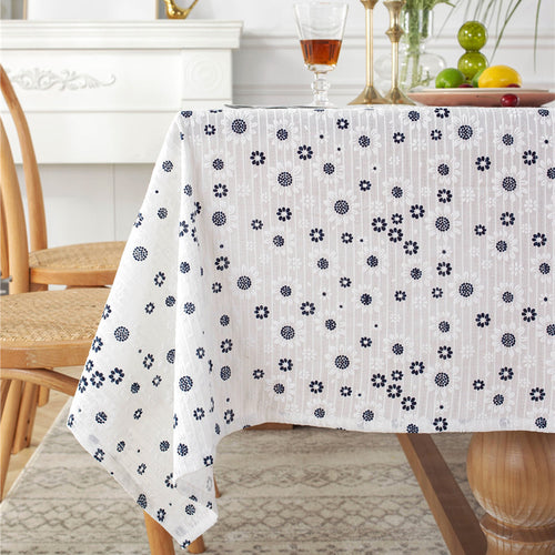 Elegante Blumengestickte Tischdecke