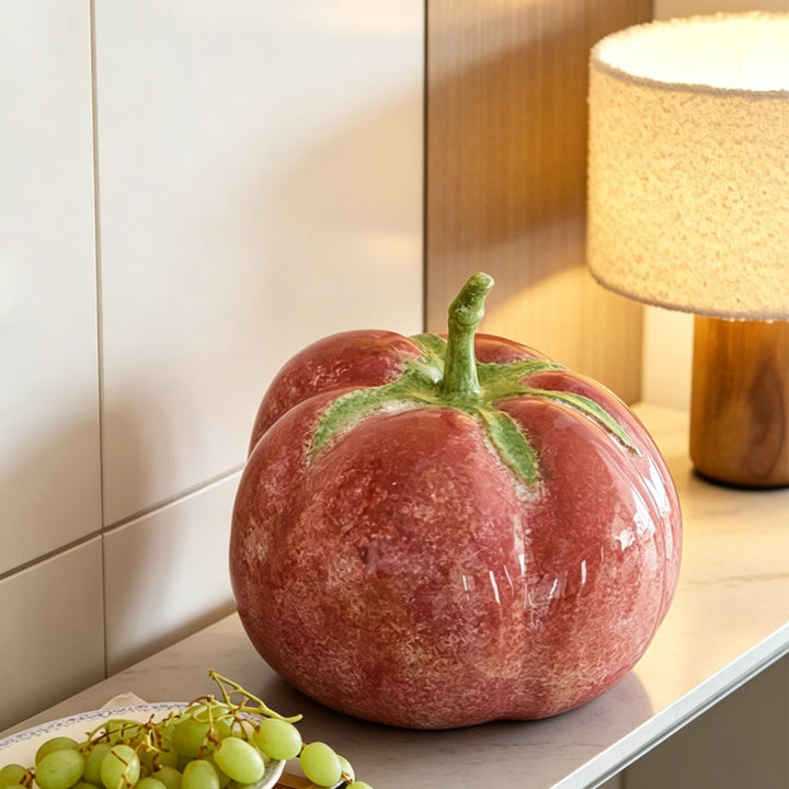 Dekorative Tomatenfigur
