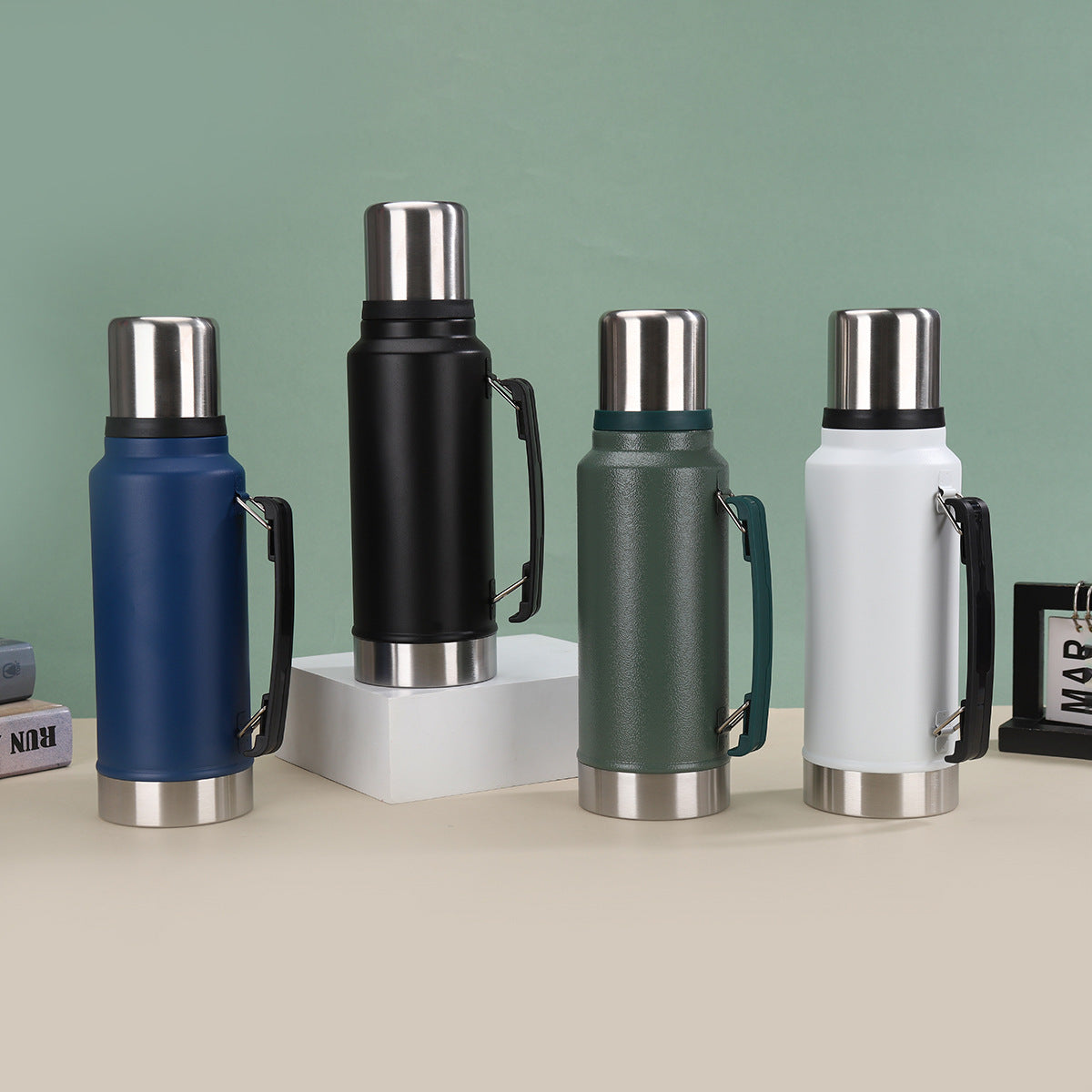 Unisex Isolierte Edelstahl-Wasserflasche mit Tragegriff Karnz