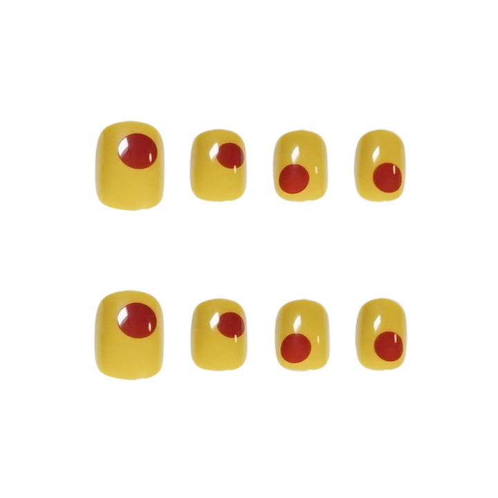 Kunstvolle Nagelkunst im modernen Minimalismus Karnz