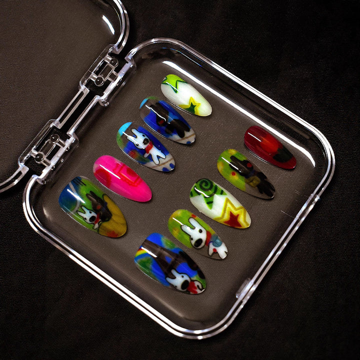 Künstlerisches Nageldesign Karnz