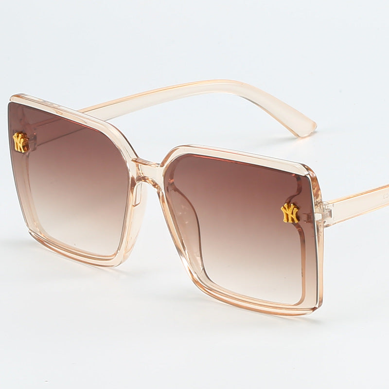 Damen Oversized-Sonnenbrille mit eleganten Gläsern Karnz