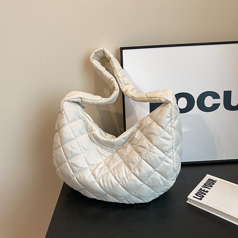 Gepolsterte Hobo-Schultertasche