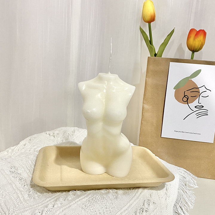 Skulpturaler weiblicher Torso Duftsojawachskerze