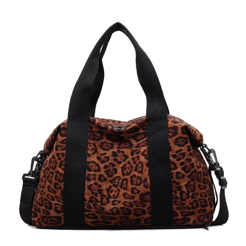 Stylischer Wochenendtasche
