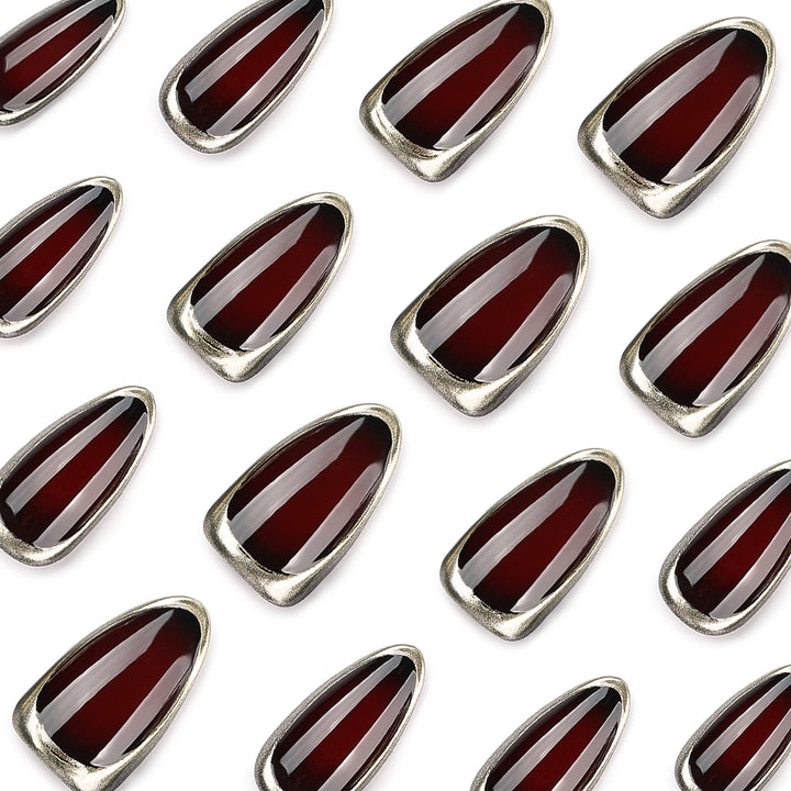 Glamouröse Nagelkunst im eleganten Design Karnz