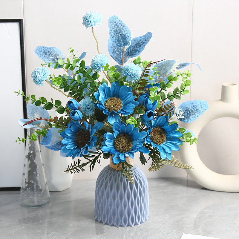 Dekorative Sonnenblumenblumenarrangement
