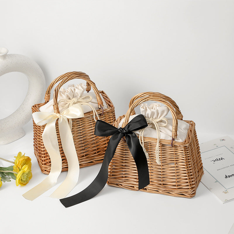 Damen Handgewebte Korbtasche mit elegantem Schleifenakzent Karnz