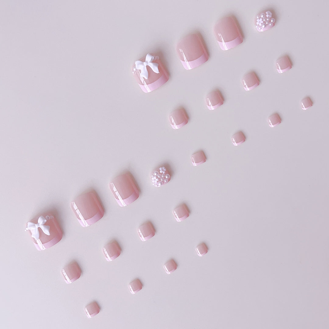 Fußnagelkunstset mit niedlichen 3D-Schleifen- und Perlverzierungen Karnz