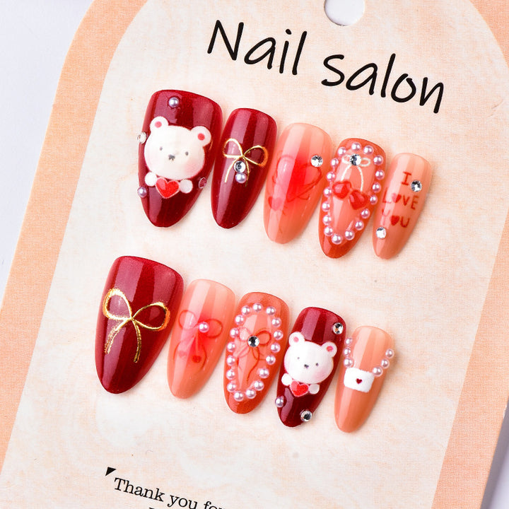 Kreatives Kunstnagelset mit verspielten Motiven Karnz