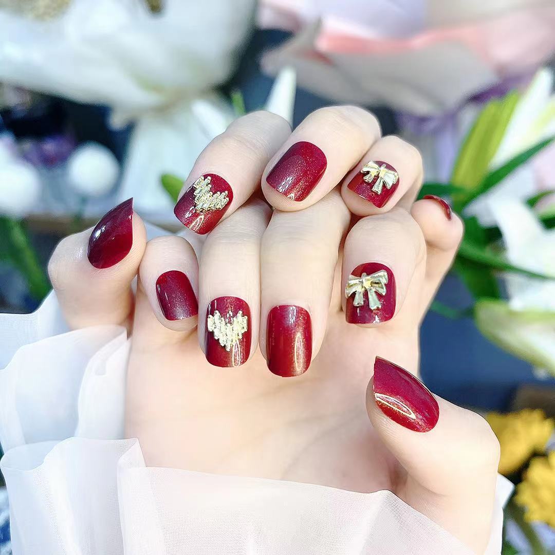 Elegante Nagelkunst Karnz