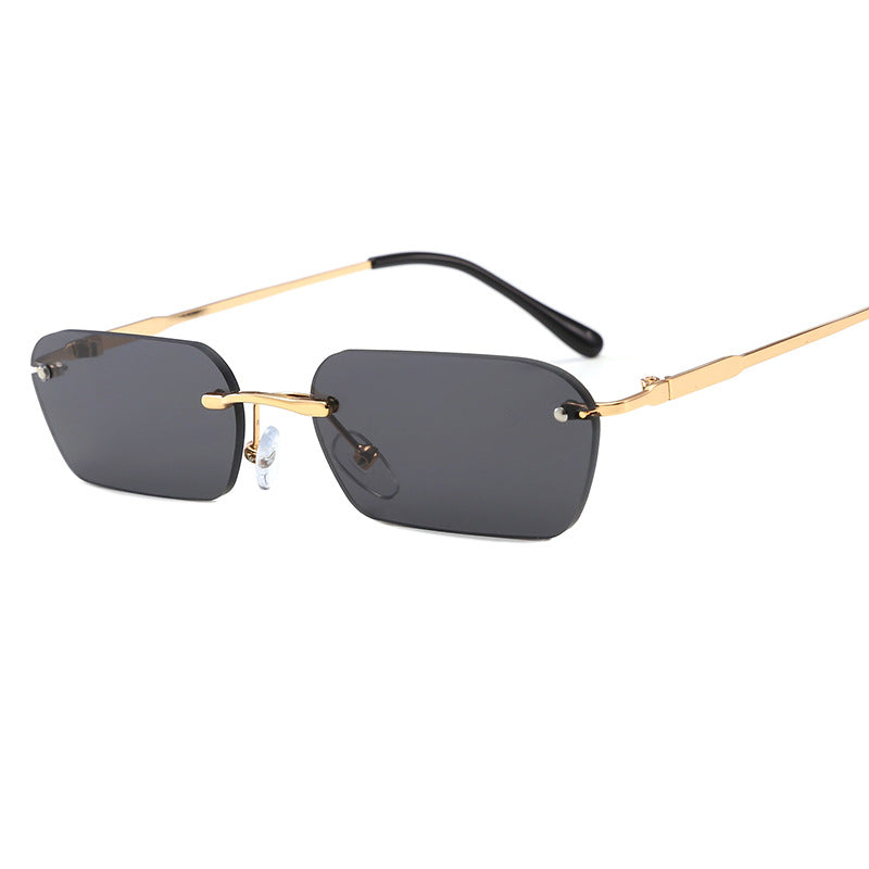 Damen modische rechteckige Sonnenbrille mit luxuriösem Metallrahmen Karnz