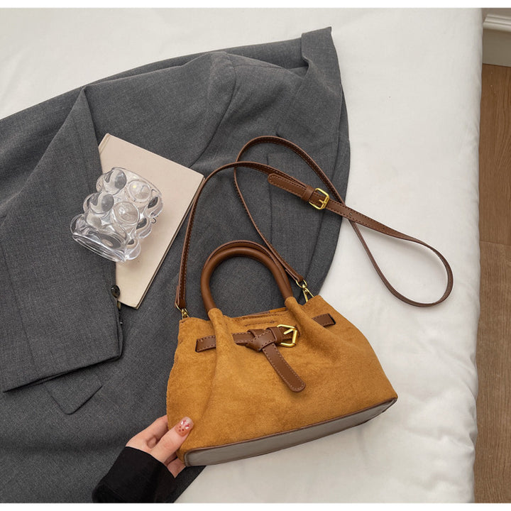 Elegante Wildleder Handtasche Karnz