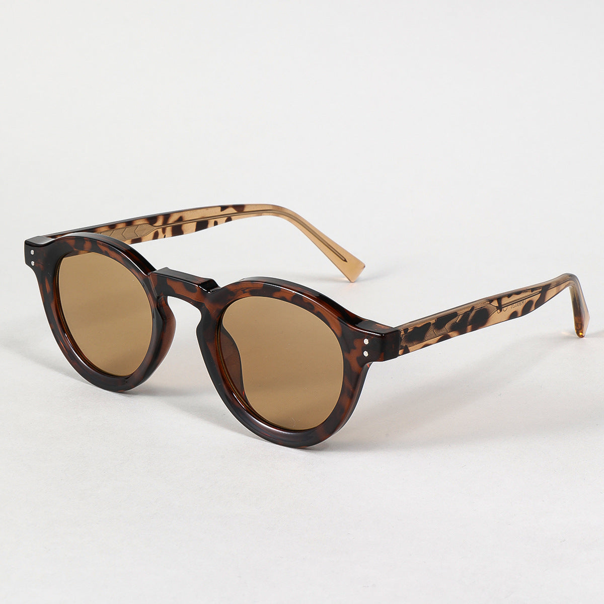 Damen modische Sonnenbrille im klassischen Rundstil Karnz