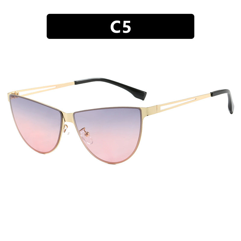 Damen Cat-Eye Sonnenbrille mit stilvollem Metallrahmen und schützendem UV-Filter Karnz
