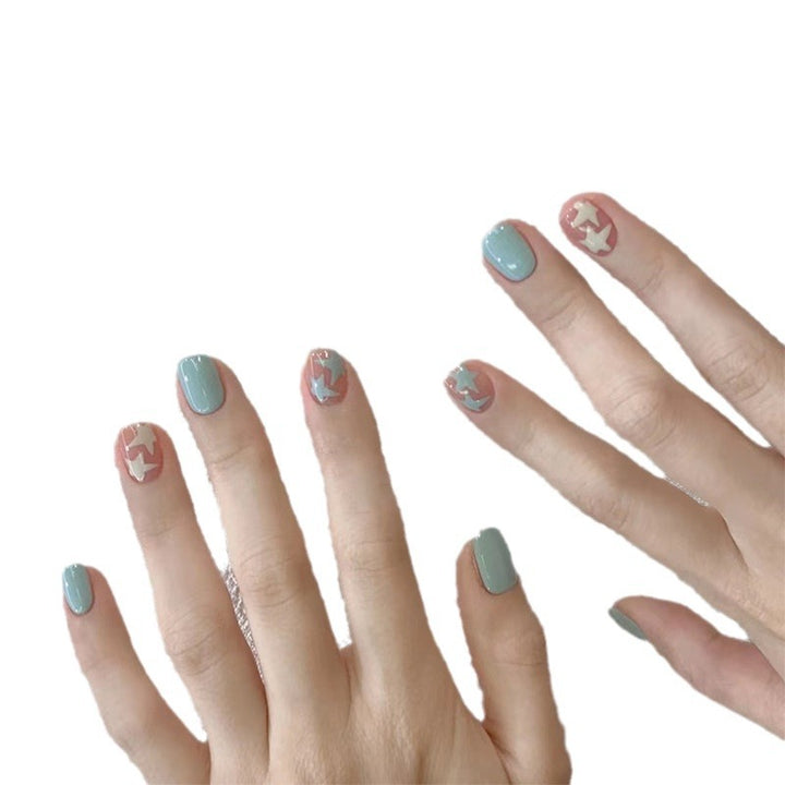 Künstlerisches Sternmuster Nagelkunst