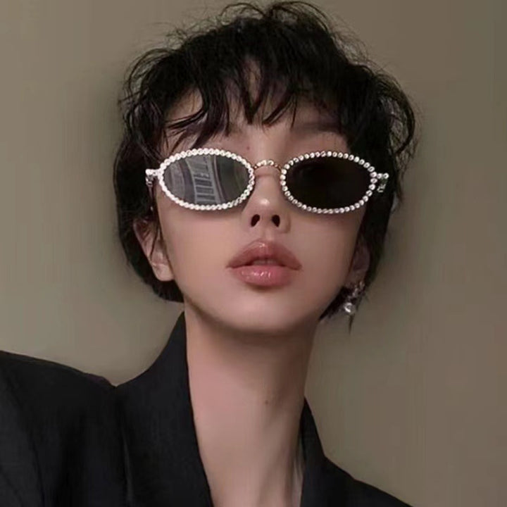 Damen Designer-Brillengestell mit extravagantem Perlenrahmen Karnz