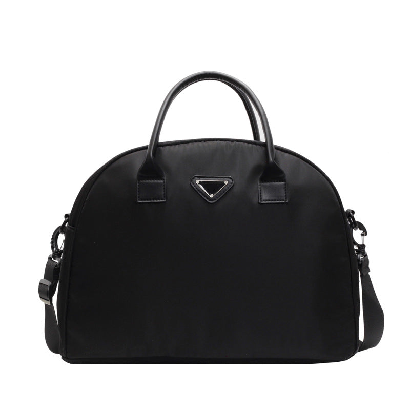 Elegante strukturierte Handtasche Karnz