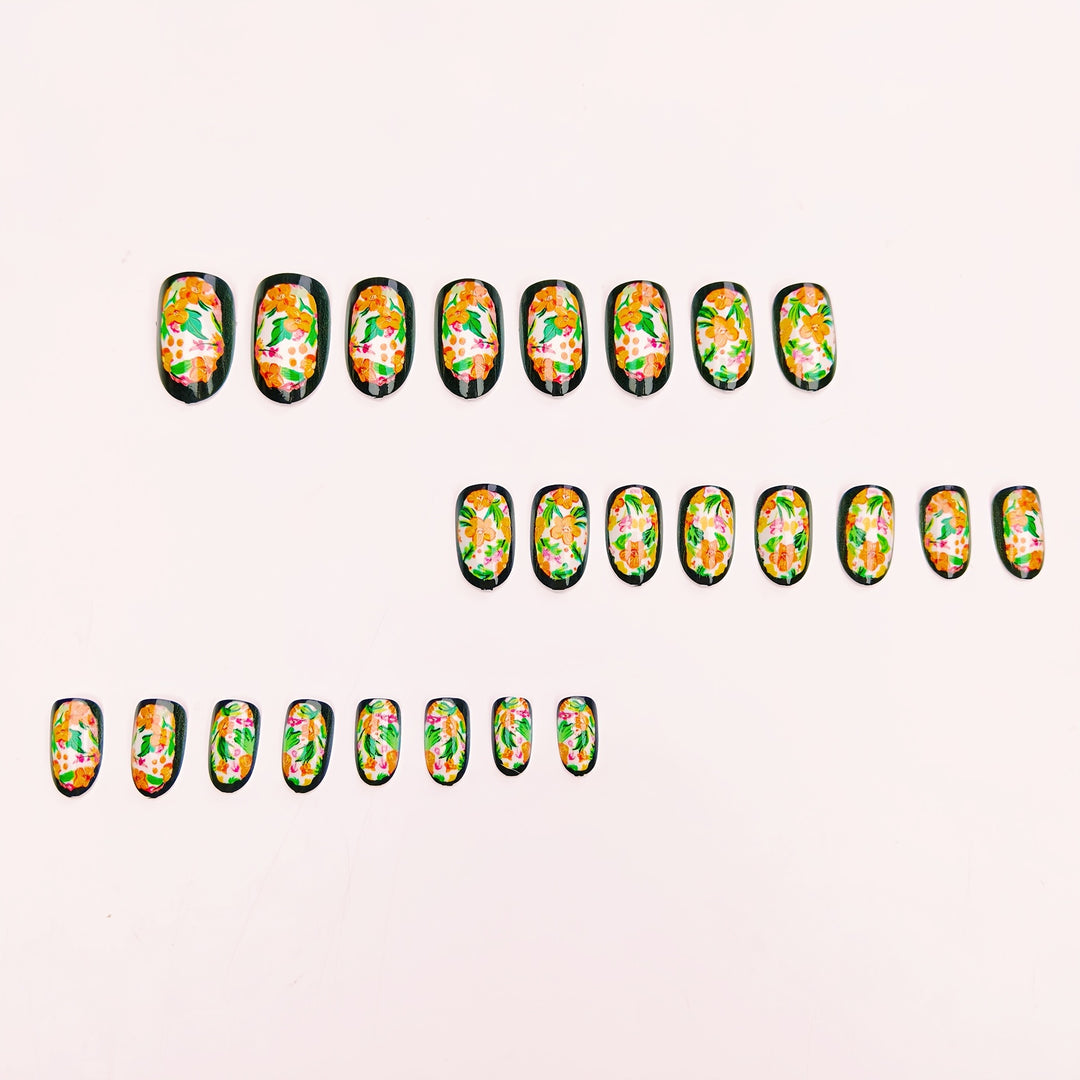 Blumige Nail Art Design Karnz