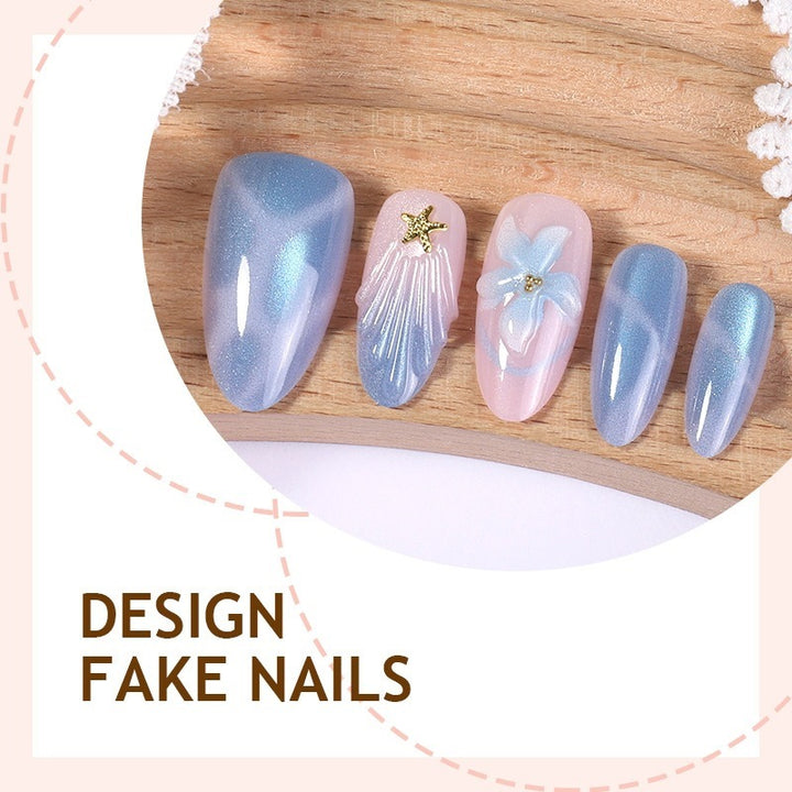 Kunstnagelset mit Glitzer- und Blumenmotiven Karnz